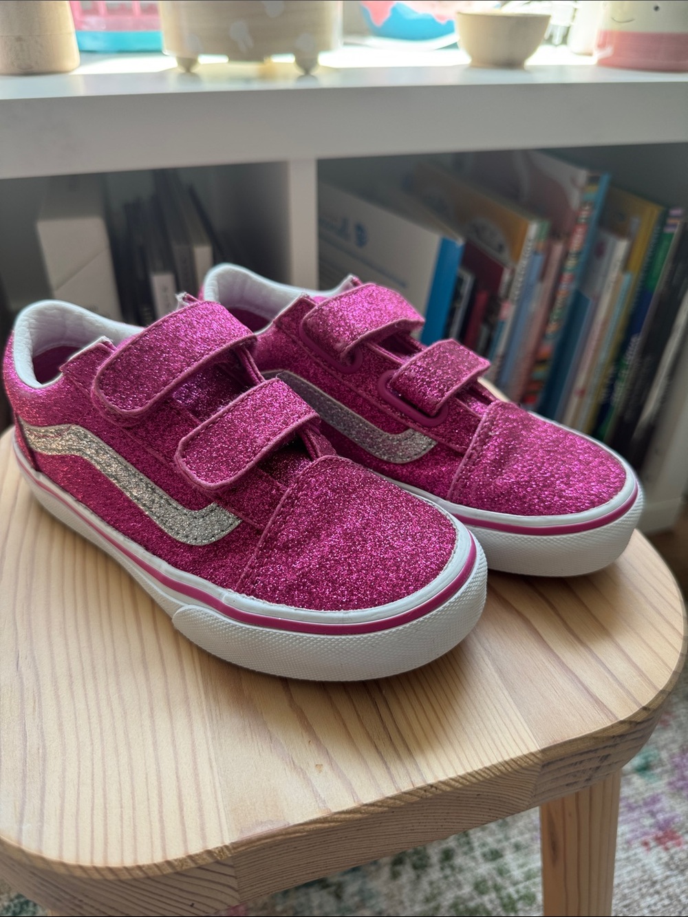 Vans Little Kids Old Skool V Shoe - Excellent Condition (Size 12)